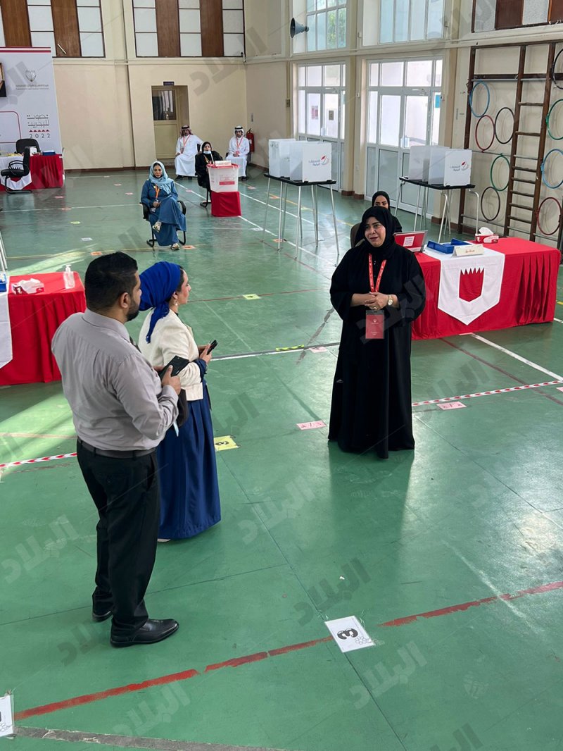 منع التصوير واجراء اللقاءات بمركز اقتراع اولى العاصمة