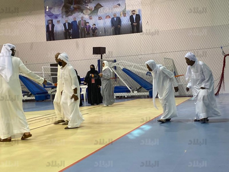 لأداء الواجب.. حرص كبير من كبار السن للمشاركة