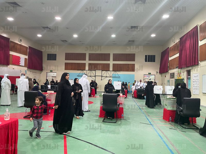 إقبال كثيف من الناخبين على سابعة المحرق
