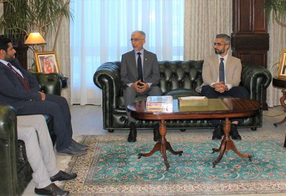 وزير "الأشغال" يستقبل المقبولين بالدفعة الثامنة من برنامج رئيس مجلس الوزراء لتنمية الكوادر الحكومية