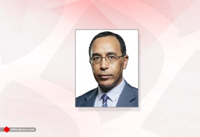 بروفيسور جزائري يلقي محاضرة "أحدث الاكتشافات الكونية وحالة علم الفلك العربي" في مركز "ابحث" 