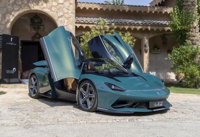 بينينفارينا باتيستا GT الخارقة والكهربائية تتألّق في أوّل ظهور لها