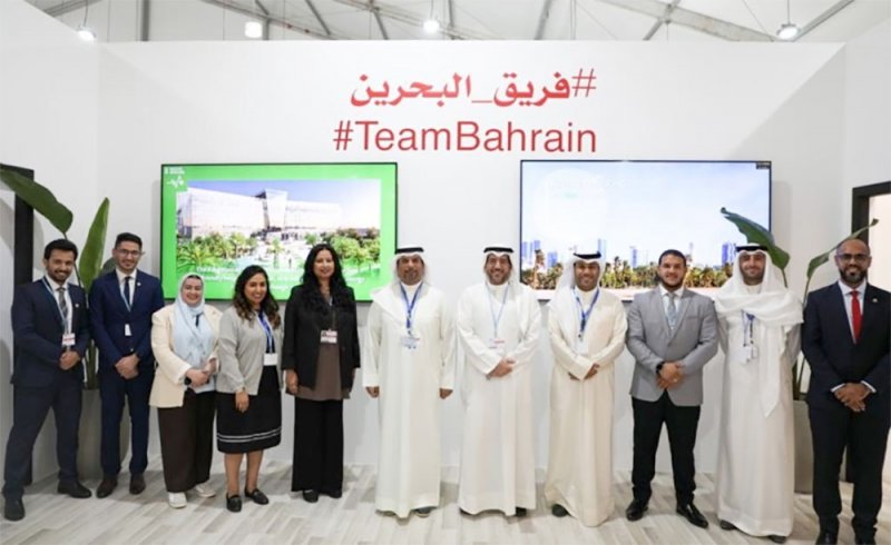 مدير عام هيئة البيئة بدولة الكويت يزور جناح البحرين بالمعرض المصاحب لـ(COP27)