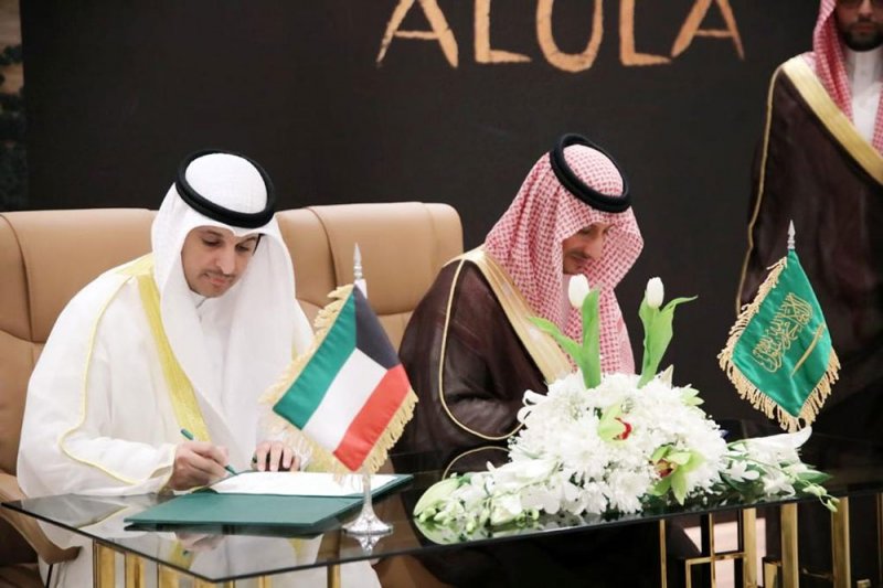 وزارة الاعلام الكويتية ووزارة السياحة السعودية توقعان مذكرة تفاهم لتعزيز التعاون بالمجال السياحي