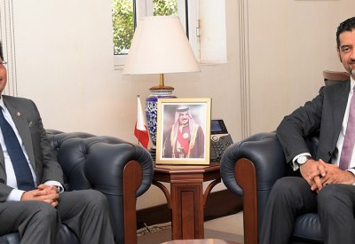 الوزير المبارك يبحث مجالات التعاون المشترك مع السفير التايلندي