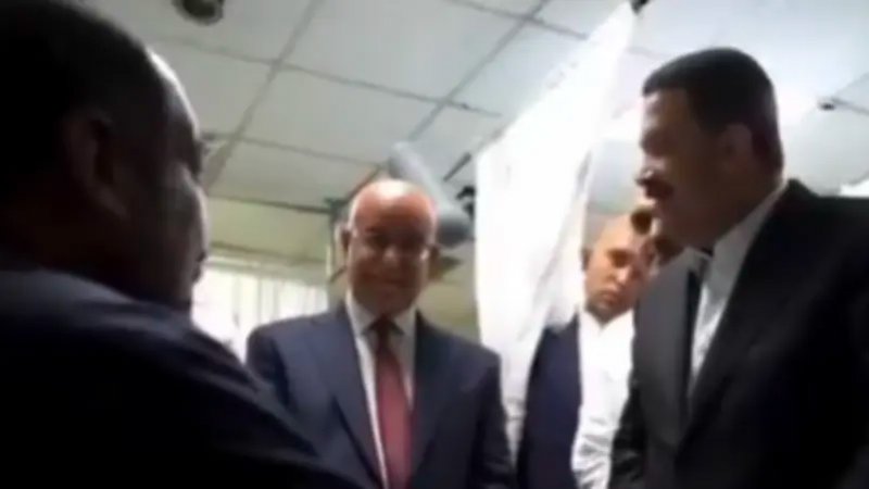 بالفيديو: الله لا يوفقنا.. مريض للسوداني "لا طعام بمستشفى الكاظمية"