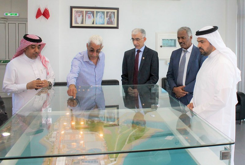 وزير الأشغال يتفقد محطة مدينة سلمان لمعالجة مياه الصرف الصحي