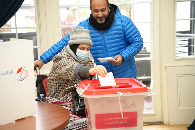 المواطنون بالخارج يواصلون إقبالهم على الاقتراع بجولة الإعادة