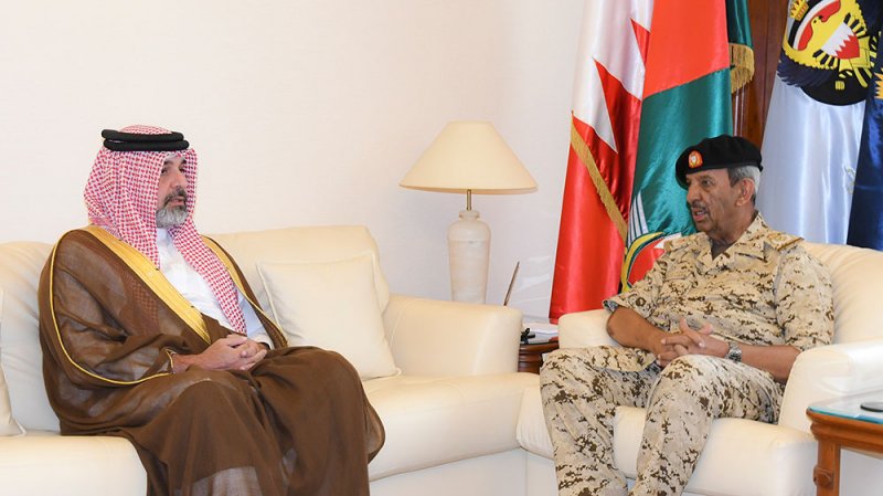 القائد العام يستقبل سمو الممثل الشخصي لجلالة الملك المعظم