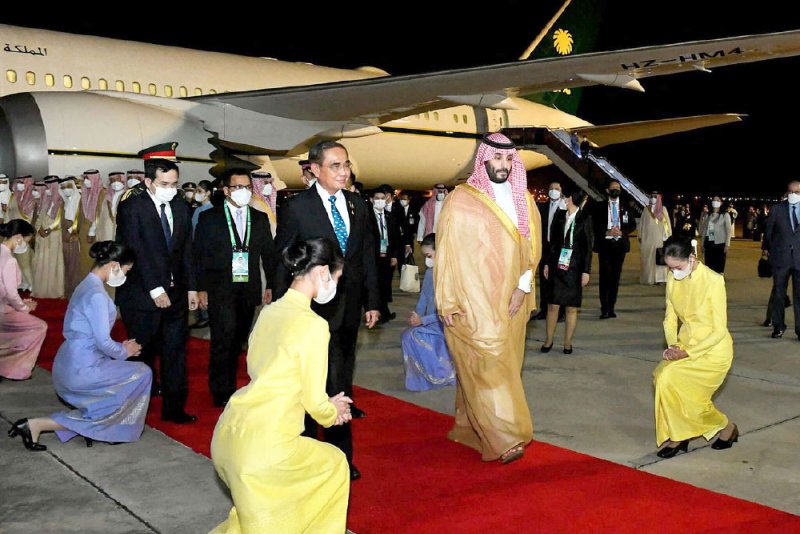 ولي العهد السعودي يقوم بزيارة تاريخية لتايلند