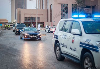 بالصور: نقل صناديق وأوراق الاقتراع من مبنى النيابة العامة للمراكز العامة والفرعية