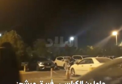 فريق مرشح بثالثة الشمالية يجوبون بالكراسي البلاستيكية ويهتفون: حيوا "بو يابر"