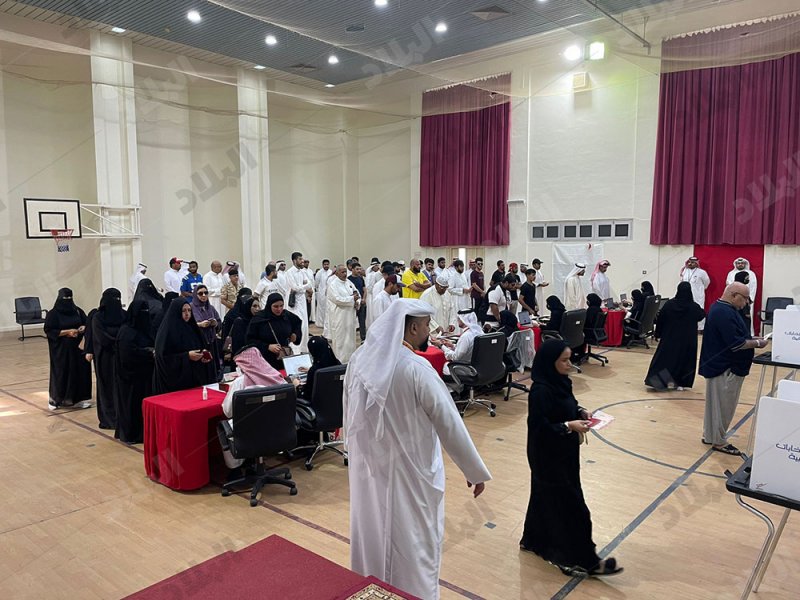 بالفيديو: توافد المواطنين للتصويت