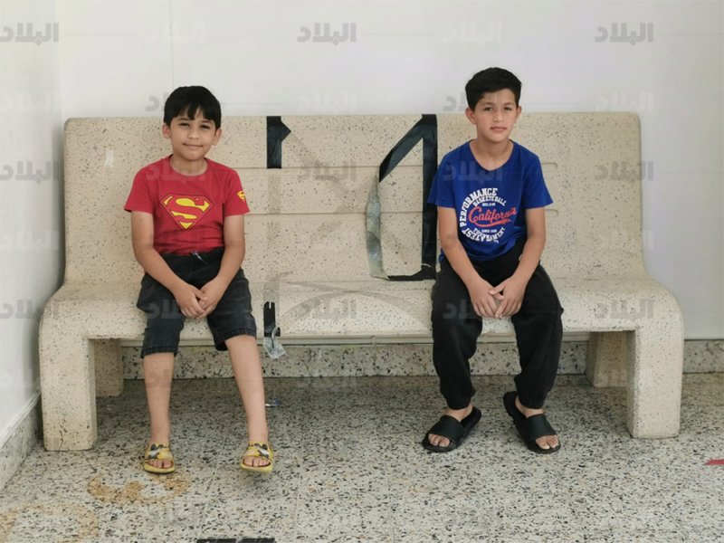 بالصور: لجان تسمح بدخول الأطفال وأخرى ترفض!
