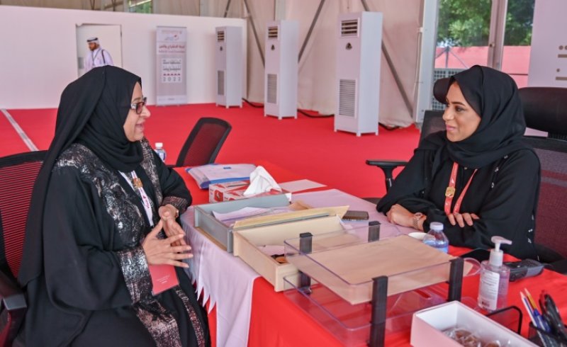 إقبال كبير على مركز حلبة البحرين الدولية للتصويت في الجولة الثانية