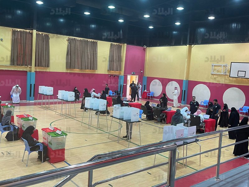 بالصورة: تواصل عملية التوصيت في رابعة الشمالية