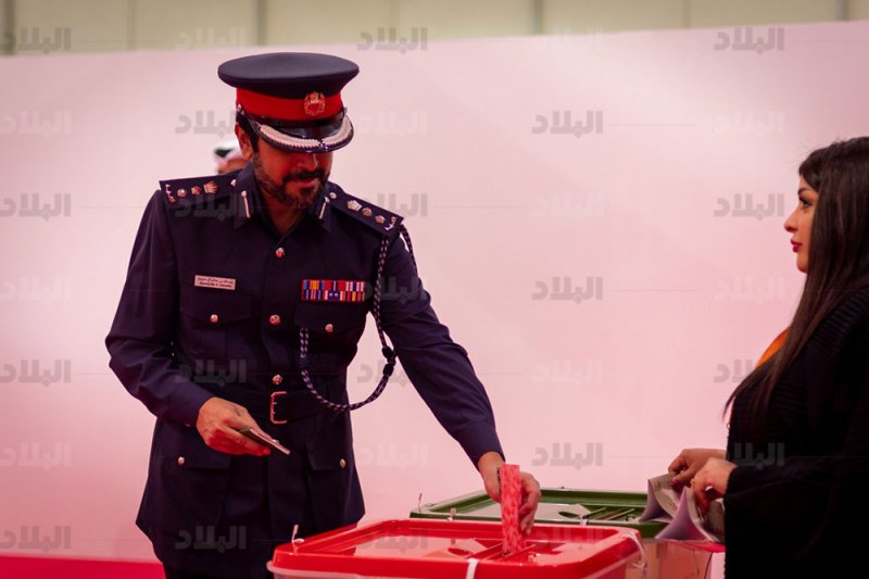 بالصور: عبدالله بن خالد يدلي بصوته