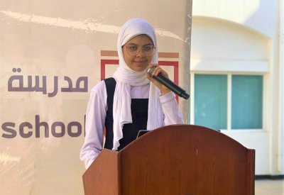 طالبة تتقن 5 لغات.. تعرف عليها