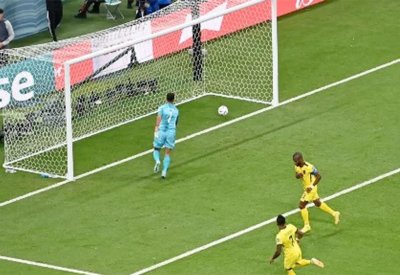 بعد فالنسيا.. تعرف على أصحاب الهدف الأول بنسخ كأس العالم