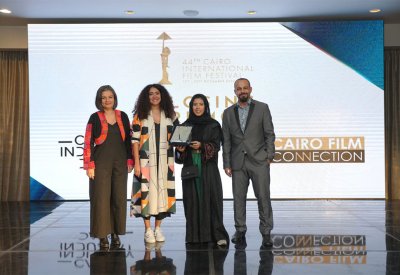 جواهر العامري تفوز بجائزة سرد في أيام القاهرة لصناعة السينما