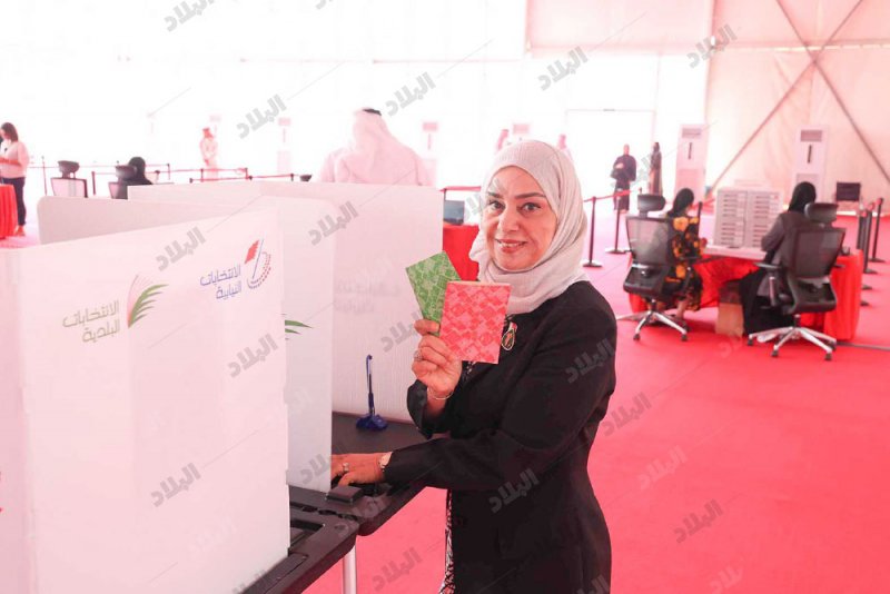 كبار المسؤولين يزينون صناديق “الجنوبية”