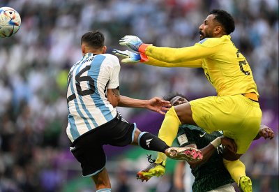 بالصور: المنتخب السعودي يحقق فوزا تاريخيا على الأرجنتين بـ 2-1 في أولى مبارياته بالدور الأول من كأس العالم