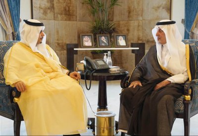 مستشار خادم الحرمين الشريفين أمير منطقة مكة المكرمة يستقبل سفير البحرين لدى المملكة