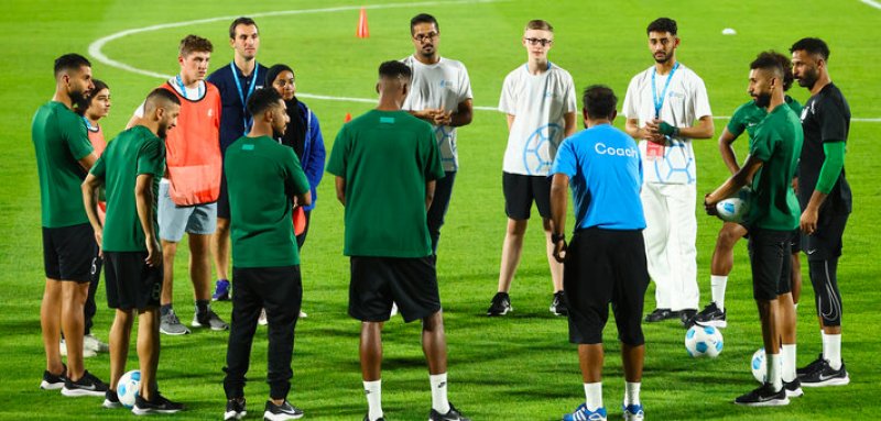 السعودية "نصف دوام" دعما للأخضر في مواجهة الارجنتين اليوم