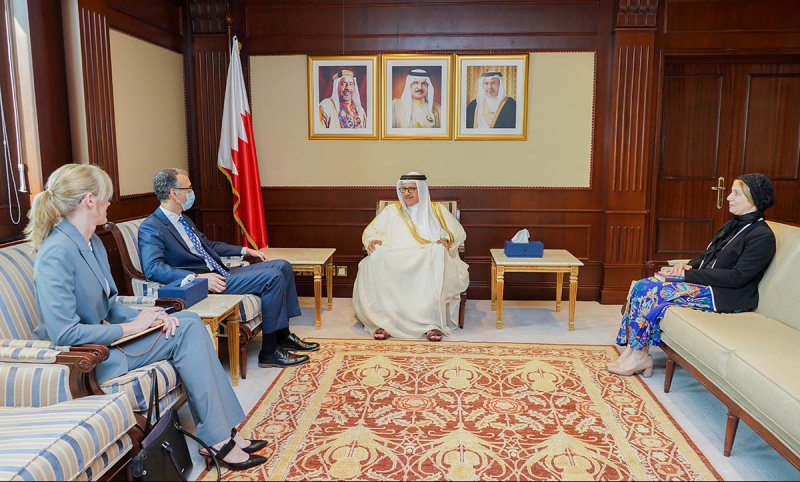 سعادة وزير الخارجية يستقبل سفير الولايات المتحدة الأمريكية لدى مملكة البحرين