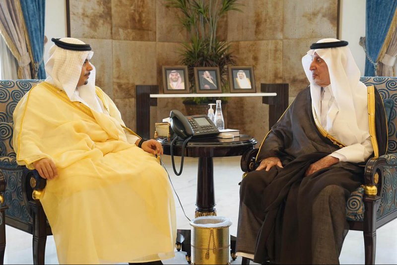 مستشار خادم الحرمين الشريفين أمير منطقة مكة المكرمة يستقبل سفير البحرين لدى المملكة