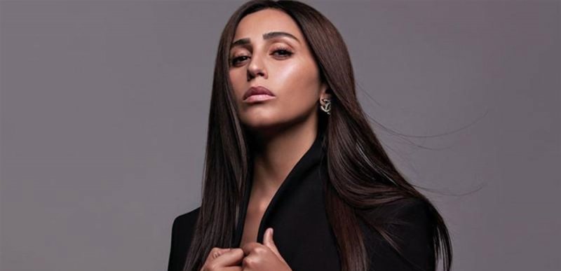 دينا الشربيني في  “كامل العدد”