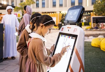 أبوظبي للغة العربية يختتم بنجاح النسخة المتجددة من "العين للكتاب" 