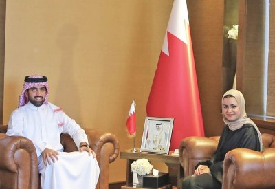 وزيرة شؤون الشباب تلتقي مدير الجهاز الإداري للصندوق الملكي لشهداء الواجب