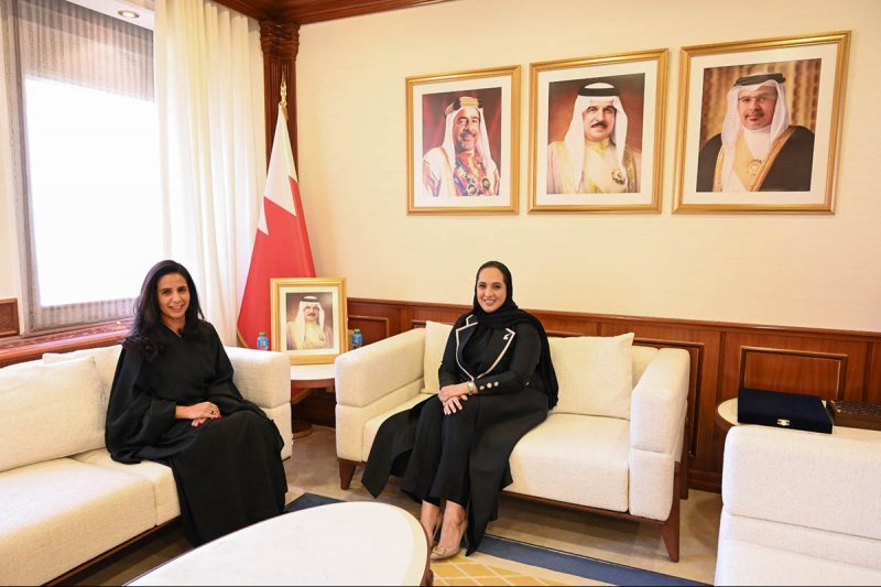 وزيرة الإسكان والتخطيط العمراني تستقبل رئيسة المؤسسة الملكية للإنقاذ والسلامة المائية