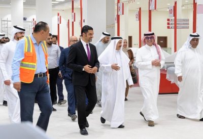 وزير شؤون البلديات والزراعة يقوم بجولته تفقدية بمجمع عراد التجاري الذي من المقرر افتتاحه نهاية العام الجاري