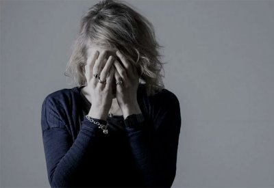 علامات تحذيرية تنبهك من احتمال قيامك بالتدمير الذاتي