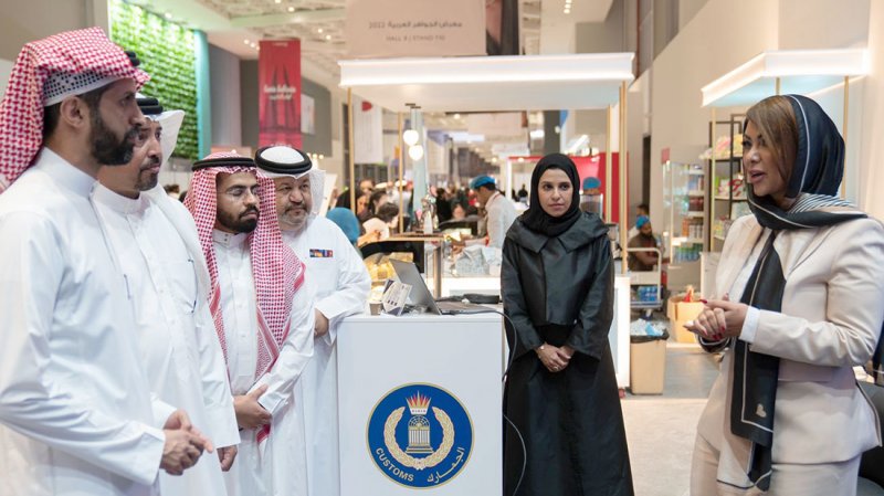 رئيس الجمارك يستقبل وفداً من هيئة الزكاة والضريبة والجمارك السعودية