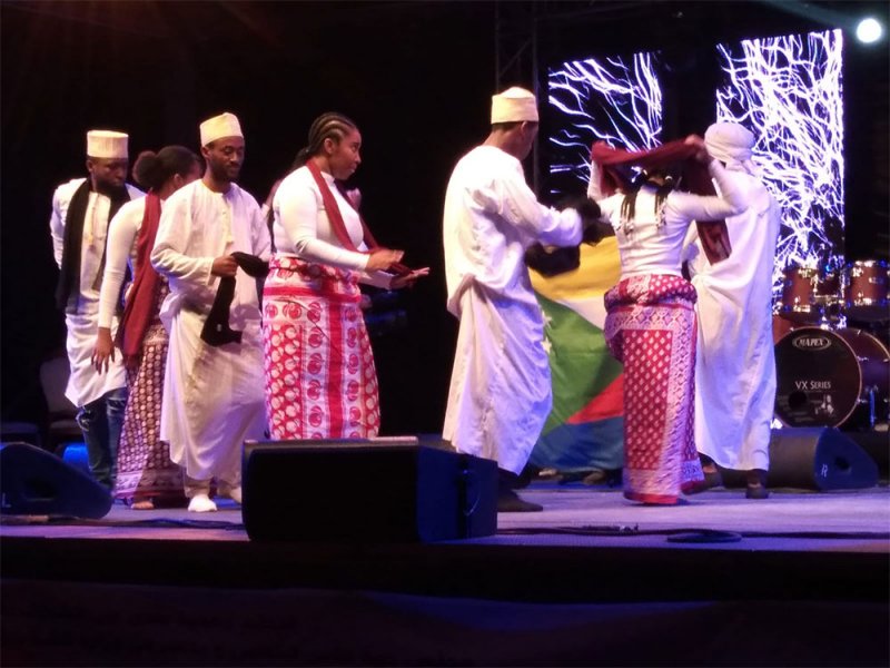 المهرجان الدولي فن وفرس ..افتتاح بطعم إفريقي