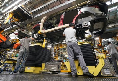 إنتاج السيارات في بريطانيا يرتفع 7.4% خلال أكتوبر