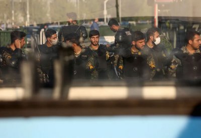 استدعاء إصلاحيين بـ"تهم التحريض" ضد النظام في إيران