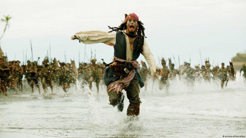 عودة جوني ديب لسلسلة Pirates Of The Caribbean