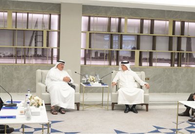 “الغرفة” و “تمكين” تبحثان احتياجات المؤسسات لاستدامة نموها وإنتاجيتها