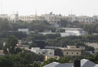 الشرطة الصومالية تعلن مقتل 8 وإنهاء حصار فندق بمقديشو
