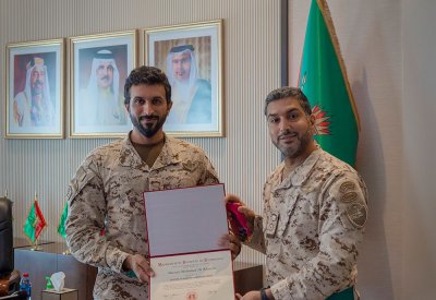 سمو مستشار الأمن الوطني قائد الحرس الملكي يستقبل المقدم الركن الشيخ حسن بن محمد آل خليفة