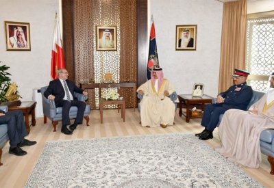 معالي وزير الداخلية يستقبل سفير دولة إسرائيل لدى مملكة البحرين