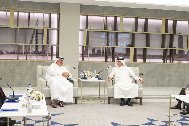 “الغرفة” و “تمكين” تبحثان احتياجات المؤسسات لاستدامة نموها وإنتاجيتها