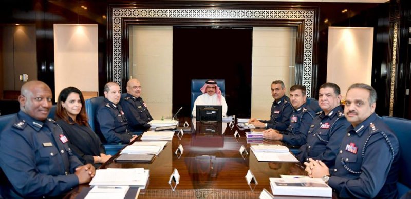 مجلس أمناء الأكاديمية الملكية للشرطة يؤكد على تطوير الخطط التدريبية والتوسع في استخدامات الذكاء الاصطناعي