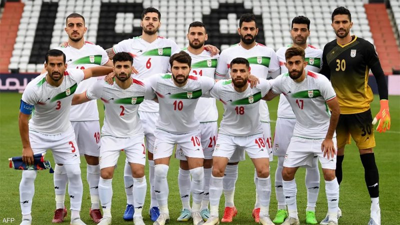 إيران.. حزن وأفراح بعد هزيمة "تيم ملي" أمام "الشيطان الأكبر"
