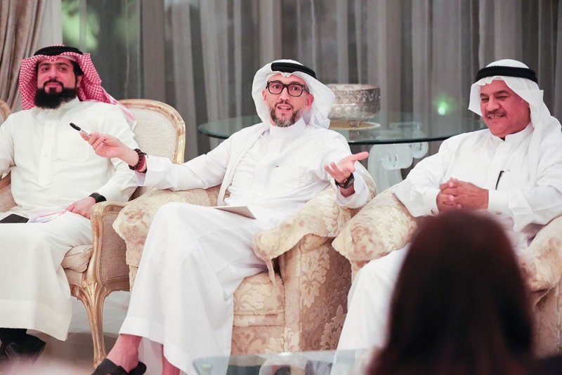 القصيبي لـ"البلاد": النواب المستقلين.. ظاهرة فريدة بالعالم