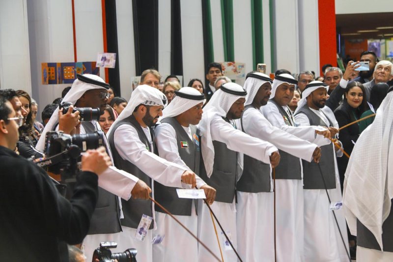 الأهازيج والرقص الشعبي الإماراتي في ”جوادالاهارا الدولي للكتاب"